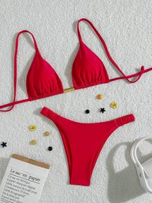 女士纯色三角比基尼两件套，中间有金属配件，适合海岛度假摄影，适合夏季海滩