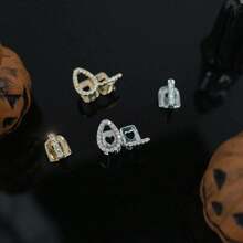 2pcs Hip Hop Fashion Grillz Copper Encrusted Zirconia Full Of Zirconia Sparkle Glitter Grillz The Focus Of The Night Party Exquisite Gift Grillz Unisex