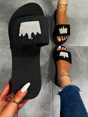 2025 Spring/Summer Women Casual Comfortable Daily Versatile Thick Sole Sandals, Simple & Stylish Non-Slip Open Toe Lightweight Soft Beach Holiday Sandals