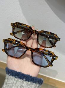 1pc/2pcs/3pcs Women Rivet Decor Square Shaped Sunglasses, Retro Minimalist Metal Hinge Sunglasses For Travel, Party, Daily Use Fashionable Shade Elegant Outfit Family Outings Travel Vacation Holiday