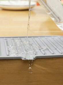 1pc Silicone Kitchen Sink Tray With Drainage Spout, Kitchen Faucet Sink Splash Guard, Silicone Faucet Water Catcher Mat, Sink Draining Pad Behind Faucet, Rubber Drying Mat, For Kitchen & Bathroom Countertop Protect, Kitchen Supplies, Bathroom Accessories, Kitchen Organizer, Household Kitchen & Bathroom Accessory ﻿,Gift For My Mother,Silicone Mat,Mother's Day,Household Items,Kitchen Gadgets - Multicolor - View 5