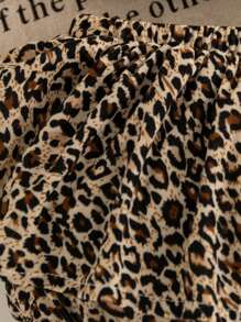 Set da 2 pezzi per bambina in estate: body con volant e bloomer con stampa leopardata