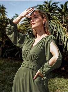 Women's Elegant V-Neckline Open Sleeve Evening Dress With Long Ribbon Details On Wrists