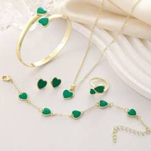 全新设计优雅蝴蝶首饰套装，包括项链、戒指、手链、创意心形配饰