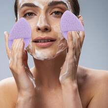 8 piezas de esponjas faciales multiusos, suaves y no irritantes para todo tipo de piel, diseño de guante de limpieza facial, reutilizables y con exfoliación suave para una limpieza en profundidad y remoción de maquillaje
