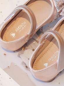 1 Pair Pink Children Flat Shoes, Girls Hook And Loop Bowknot Cute Versatile Casual Sandals, Fairy Style Outdoor Kids Shoes For Summer