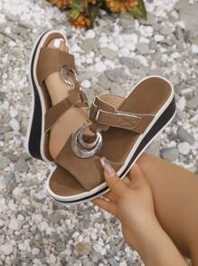 Women's Summer New Metal Buckle Hook And Loop Platform Thick Bottom Casual Versatile Slip-On Sandals