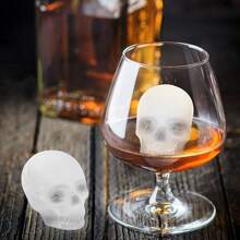 Molde de cubitos de hielo en forma de calavera 3D grande, molde de hielo redondo para whisky con tapa para bebedores de whisky, bartenders, intercambios de regalos, entusiastas del bar en el hogar y regalos festivos