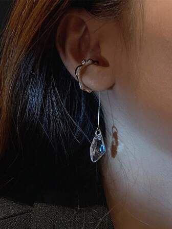 1 par minimalistiska genomskinliga, mycket eleganta örhängen för kvinnor