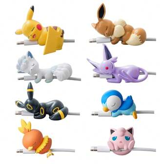 bandai Detta bedårande plyschkabelskydd och kabelorganisatör är dekorerat med söta mönster som och Ditto, vilket gör det till ett idealiskt kabelskydd och kabelhållare för din telefonladdare. Ett måste för fans!