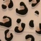 مقود بطبعة جلد النمر باللون البني