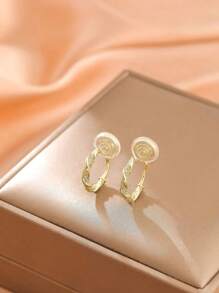1 Pair Fashion Zirconia Circle Copper Earrings For Women, Clip-On No Piercing High-Quality Shiny Earrings Suitable For Daily Wear