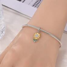 925 Sterling Silver Sunflower And Morning Glory Charm Tulip Daisy Charm Four Leaf Clover Charm Rose Charm Flower Charm Suitable For Women Bracelet Necklace DIY Jewelry Making Charm And Daily Clothing Matching Jewelry Decoration Suitable For Girls