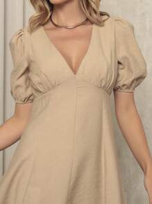 Short Dress With Puffy Princess Sleeves, Loose And Elegant - Marrant Fabric - Beige - View 1
