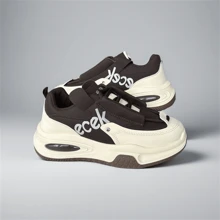 Scarpe da skate con suola spessa 2025, sneaker con platform, aumentano l'altezza, moda casual all'aperto antiscivolo stringate, comode e leggere, scarpe da ginnastica versatili da uomo