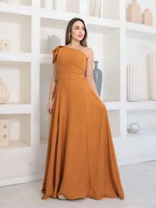 Victoria Long Luxury Dress Plain Duna Linen With Bow One Shoulder - Camel - View 2