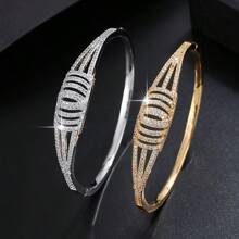 1pc Luxury Fashion Personalized Zirconia Stone Inlaid Bracelet, Elegant For Daily Wear And Dates