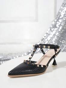 2025 Nieuwe modieuze Europese en Amerikaanse sexy hoge hak puntige neus klinknagel gesp band schoenen voor vrouwen