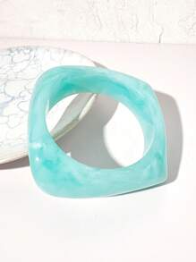 1pc Fashionable Light Blue Resin Bracelet, Elegant & Sexy, Suitable For Women In Daily Casual Wear, Outdoor Parties, Can Be Given As Gift To Friends, Family, Sisters