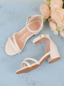 女童白色夏装搭配高跟玛丽珍凉鞋，轻便花童婚礼派对公主露趾绑带鞋，适合幼儿、小孩和大童