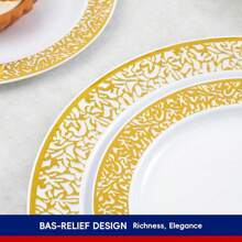 Juego de vajilla de plástico dorado de 150 piezas, elegante y desechable, incluye: 25 platos de plástico con encaje dorado, 25 platos de postre, 25 tenedores, 25 cuchillos, 25 cucharas, 25 vasos, para fiestas, cumpleaños y Acción de Gracias. - Dorado - Ver 3