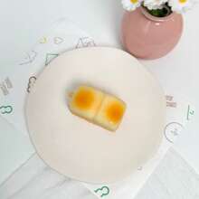 1 Pc Slow Rebound Squishy Decompression Toy Simulation Bread Creative Toy - Beige - View 8