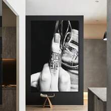 Framed Print, Middle Finger Poster, Black And White, Wall Art, Room Decor, Feminine Art, Gift High Quality Decorative Posters, Dorms, Gyms, Bars, Cafes, Arcades, Rooms Living Room Wall Decoration Paintings, Perfect Gift, Suitable For Spring