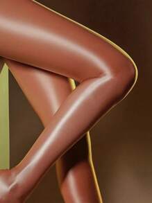 1Pair Sexy Oiled Pantyhose Oiled Delicate Smooth Dance Leggings Line Crotch Pantyhose Woman