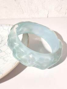 1pc Fashionable Light Blue Resin Bracelet, Elegant & Sexy, Suitable For Women In Daily Casual Wear, Outdoor Parties, Can Be Given As Gift To Friends, Family, Sisters