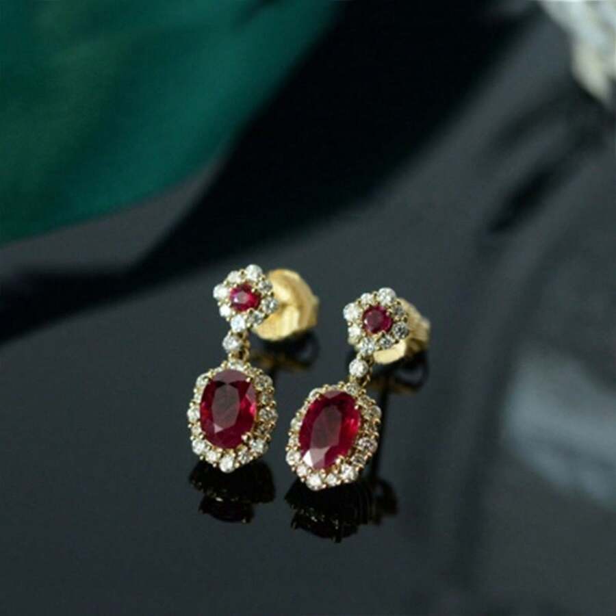 1 Pair S925 Sterling Silver Elegant Zirconia Inlaid Pigeon Egg Heart-Shaped Stud Earrings For Women