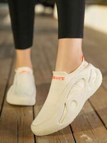 Teenage Girls' Fashion Casual Slip-On Sneakers, Breathable Athletic Shoes Suitable For Running, Travel, Hiking & Daily Wear, Unisex Design - Beige - View 3