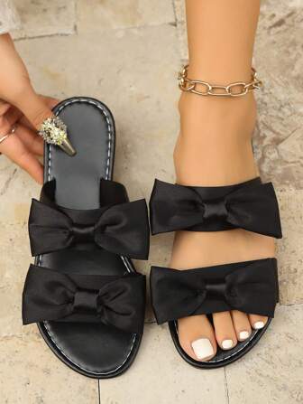 2025 New Polka Dot Bowknot Flat Sandals, Women Summer Outdoor Fashion Slip-On Beach Slippers,Suitable To Pair With Dresses