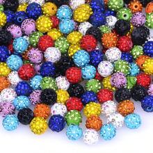 Perles de strass de 10 mm pour l'artisanat, 10/30/60 pièces en couleurs mélangées, perles rondes brillantes Shamballa boule disco en vrac, perles de cristal étincelantes fantaisie en argile pour la création de colliers, bracelets, boucles d'oreilles et décoration DIY