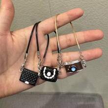 Ciondolo e decorazione per casa delle bambole, modello in miniatura di borsa a bianco e nero con camelie