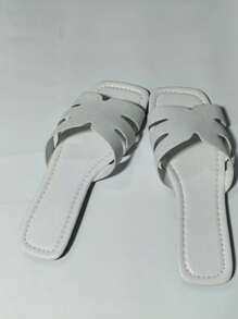 Wide Fit Women's French Style Flat Slide Sandals, Fashionable Low Heel Ladies Casual Slippers