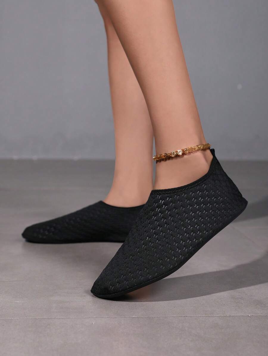 Women's Black Water Sports Shoes, Casual Athletic Hiking Shoes, Breathable Beach/Swimming/Surfing/Fitness/Running Shoes, Lightweight Yoga Slippers