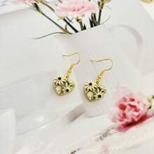 1 pieza Pendientes colgantes con forma de corazón y flor hueca, joyería de la serie del amor