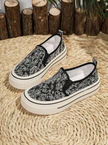 Women's Casual Cloth Sports Sneakers, Flat, Fashion Versatile Slip-On With Chinese Style Embroidery