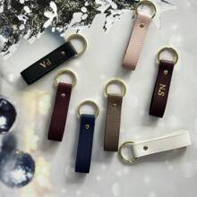 1 pezzo Portachiavi personalizzato con iniziali/nome in colore unisex in pelle sintetica saffiano, regalo di compleanno o Natale per uomo e donna, portachiavi personalizzato in PU saffiano per auto - Blu - Visualizzare 3