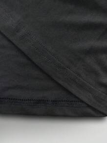 Camiseta de Manga Corta para Mujeres 100% Algodón, Ajuste Holgado, 200g, 1 Pieza, Estampado de Dibujos Animados de Hongos y Helechos, Sencilla, Ajuste Holgado, Cómoda para Todas las Estaciones, Cuello Redondo, Ropa Casual, Adecuada para Verano y Primavera, Top Casual para Mujeres - Negro - Ver 4