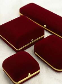 1pc Red Velvet Jewelry Box For Rings, Bracelets, Necklaces & Earrings Storage And Display Valentine Day