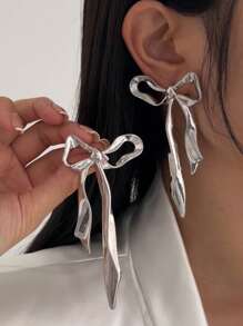 1 Cặp bông tai nơ ruy băng vàng kim loại sáng tạo tối giản, bông tai đính đá bất đối xứng thanh lịch và thời trang dành cho phụ nữ - Bạc - Xem 11