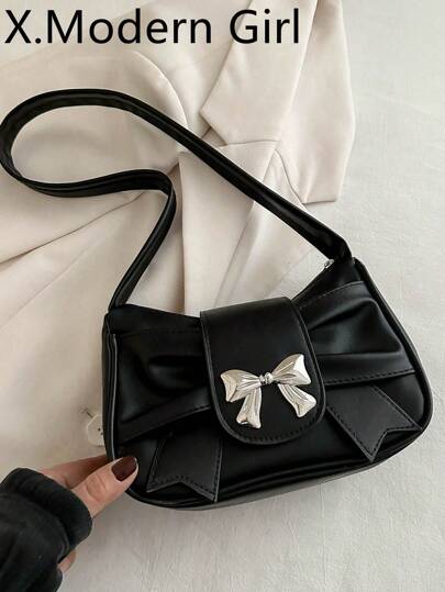 折叠式 PU 皮革手拿包，带金属蝴蝶结装饰，适合日常外出和休闲约会，可爱优雅风格的小包，适合女士的时尚新月包，送给她的完美情人节礼物，有史以来最好的情人节礼物选择