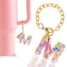 闪亮的 A-Z 彩色心形大写树脂字母 18KC 金杯链粉色流苏女士水杯包配件吊坠汽车挂件，送给朋友的生日礼物和圣诞礼物汽车配饰包包魅力学校 - 彩色 - 查看 1