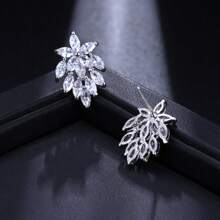 1 Pair Fashion Zirconia Leaf Design Stud Earrings, Elegant For Casual & Party Occasions