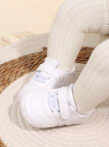 1 双男童纯色 PU 钩环设计平底休闲婴幼儿运动鞋 0-1 岁，适合春秋季节 - 白色 - 查看 7