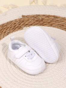 1 双男童纯色 PU 钩环设计平底休闲婴幼儿运动鞋 0-1 岁，适合春秋季节 - 白色 - 查看 2