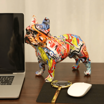 1 pièce Statue en résine de bouledogue français debout pour la décoration, artisanat de graffitis pour animaux de compagnie, figurine d'animal de bureau, meilleur cadeau