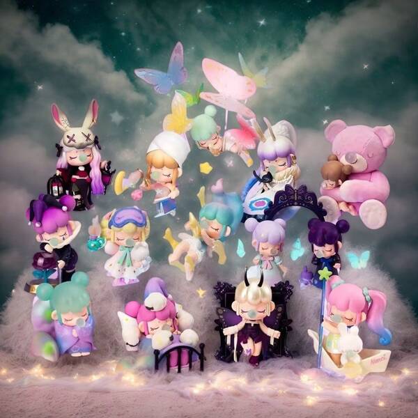 Dream Series New Products, Each One Is So Beautiful That It Makes People's Hearts Flutter! The Perfect Combination Of Fantasy And Darkness Makes People Feel As If They Are In A Fantasy World,Mysterious Box Surprise, Birthday Decoration Diary Gift Pack, Christmas Limited Edition, Birthday Gift Box, Valentine's Day Diary Set, Debut Anniversary, Album Series, Christmas Theme, Gift Set,1pcsRandom Shipment