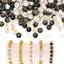 500/1000 件 4x7 毫米 A-Z 亚克力字母珠、扁孔隔珠适用于 DIY 手工珠宝、耳环、工艺品制作、女孩和女士礼物 - 工艺品用品（白色/黑色字母） - 白色 - 查看 1